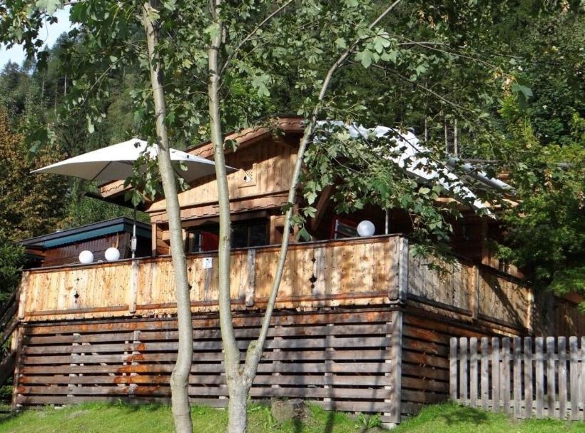 Chalet - Direkt Am 5 Sterne Campingplatz Aufenfeld Im Zillertal Mit Hallenbad Und Sauna Aschau Im Zillertal Buitenkant foto